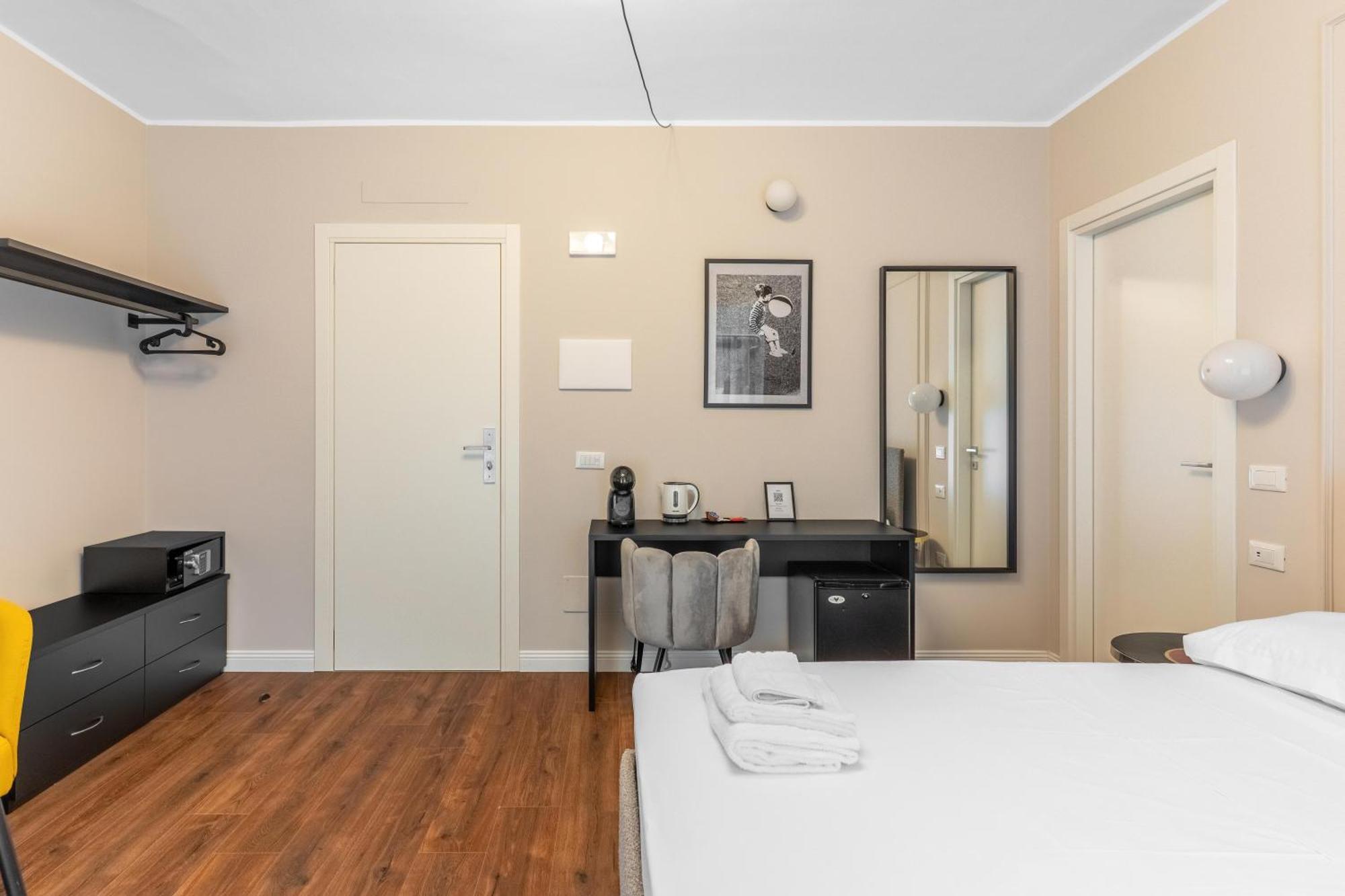 Torriani Suites Foresteria Lombarda Mailand Exterior foto